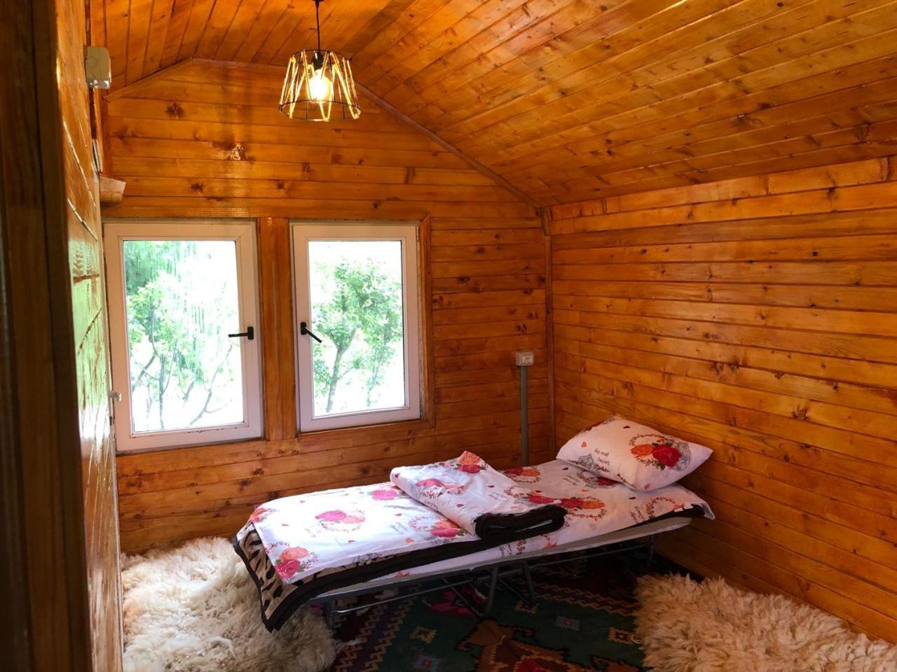 Bujtina Gashi Guest House Kukes Екстер'єр фото
